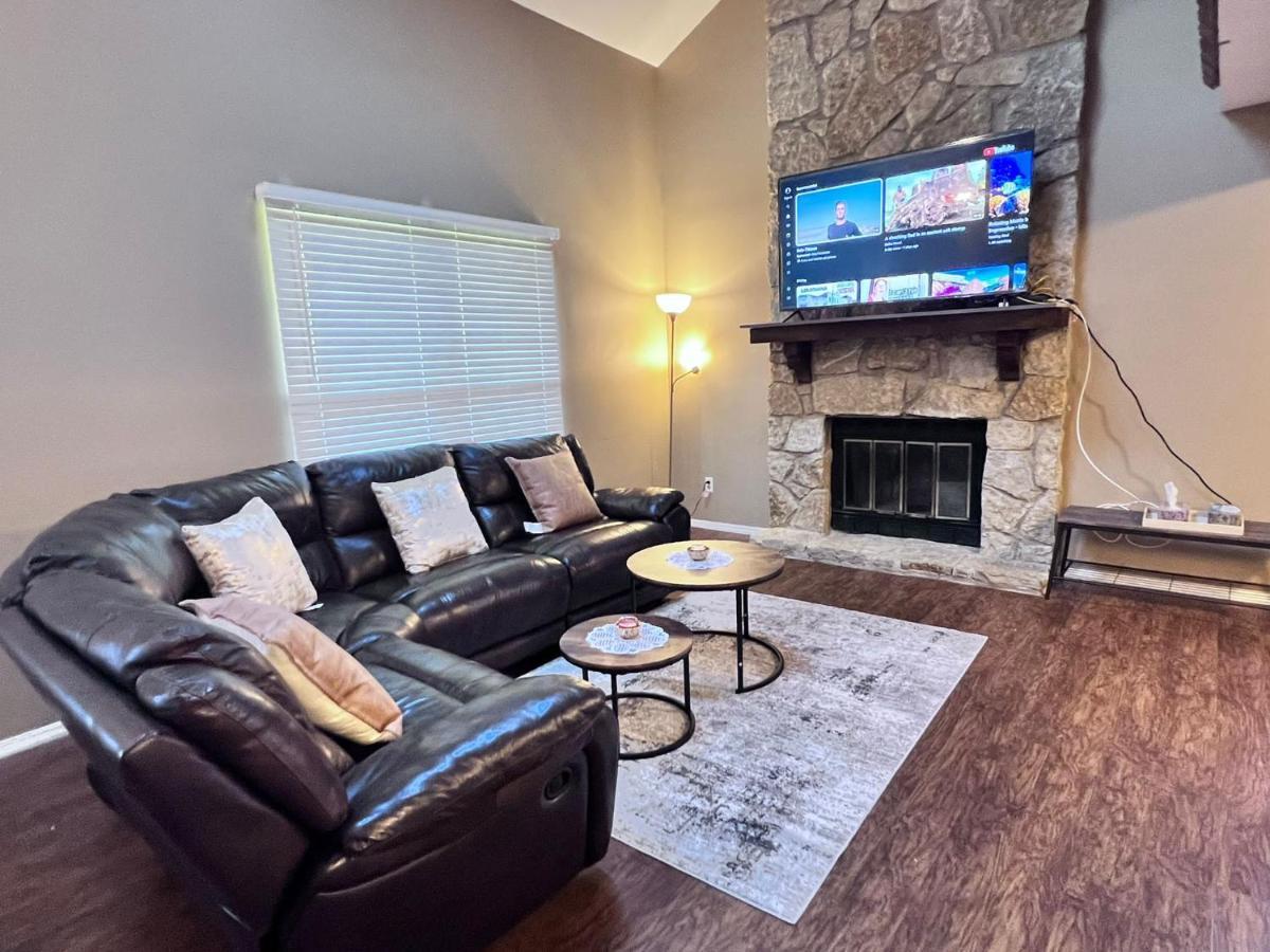 The Cozy Townhouse Wpafb & Wsu Apartment Fairborn Exterior photo